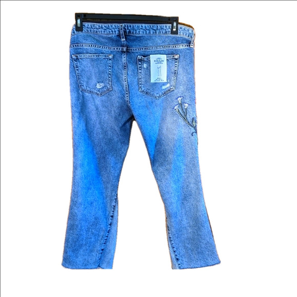 Mama Maternite Low Rib Maternity Distressed Embroidered Kick-Flare Jeans Size 10 - Picture 9 of 17